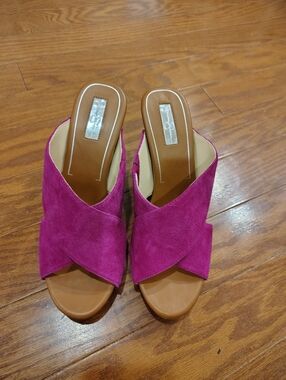 Jessica Simpson Women’s Open-Toe Crossband Mule in Fuchsia